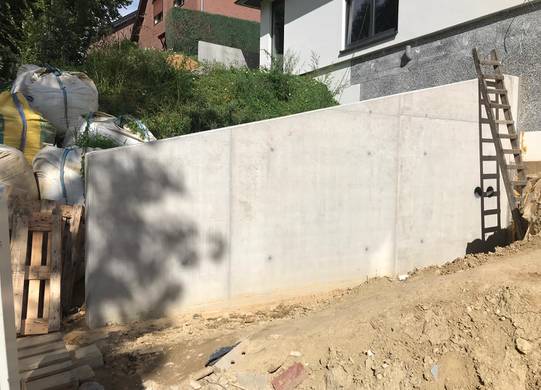 Een modern betonbedrijf met bakken ervaring